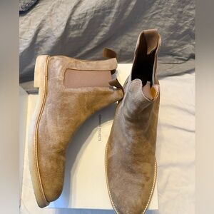 Common projects Chelsea boot suede TAN
Size 44 (US 11) worn one time, 9.9/10